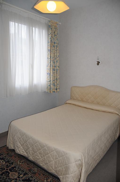 Hotel De Touraine Saint-Nazaire  Rom bilde