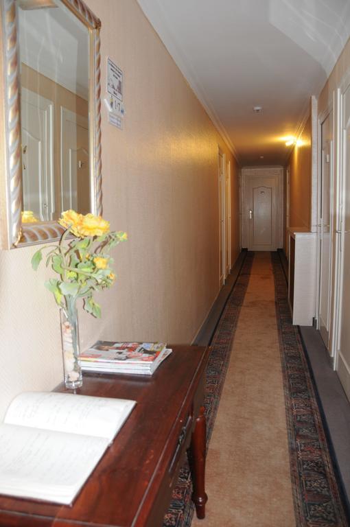 Hotel De Touraine Saint-Nazaire  Rom bilde